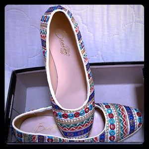 Beacon Women’s Phoenix Slip-On White/Mosaic 8.5